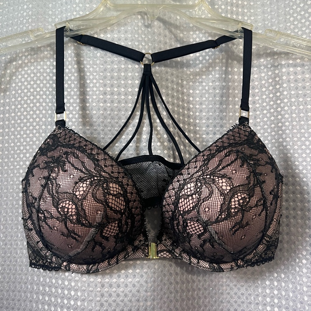 Victorias Secret Bombshell Bra Black Lace Front Closure 34B